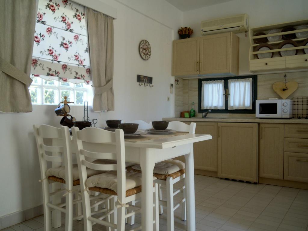 Palemilos Apartments Elounda  Ngoại thất bức ảnh