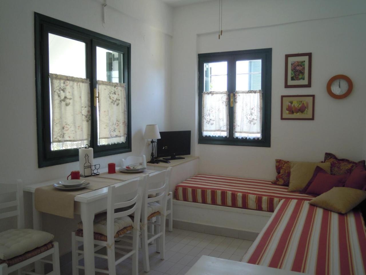 Palemilos Apartments Elounda  Ngoại thất bức ảnh
